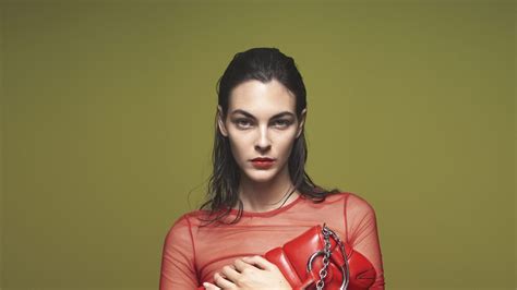 dov è ambientata la nuova campagna gucci|Le foto di Vittoria Ceretti nella nuova campagna Gucci.